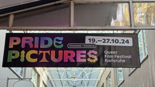 Bildergalerie & Impressionen vom 31. Queer Film Festival in der Kinemathek Karlsruhe: Spielfilm YOUNG HEARTS begeistert das Publikum